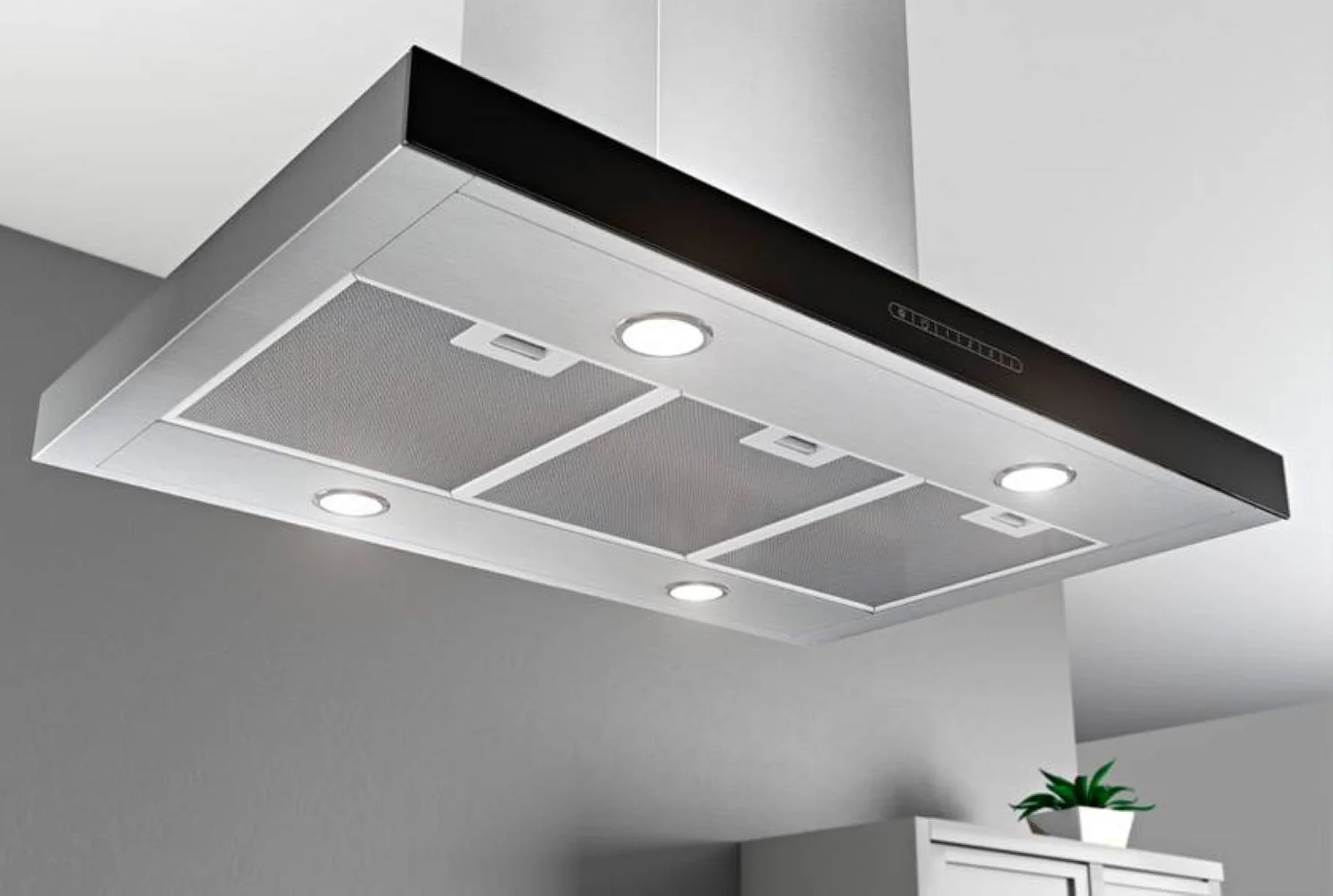 Airforce F206 90cm Island Cooker Hood Stainless Steel & Black Glass Panel with Touch Control - Image 3