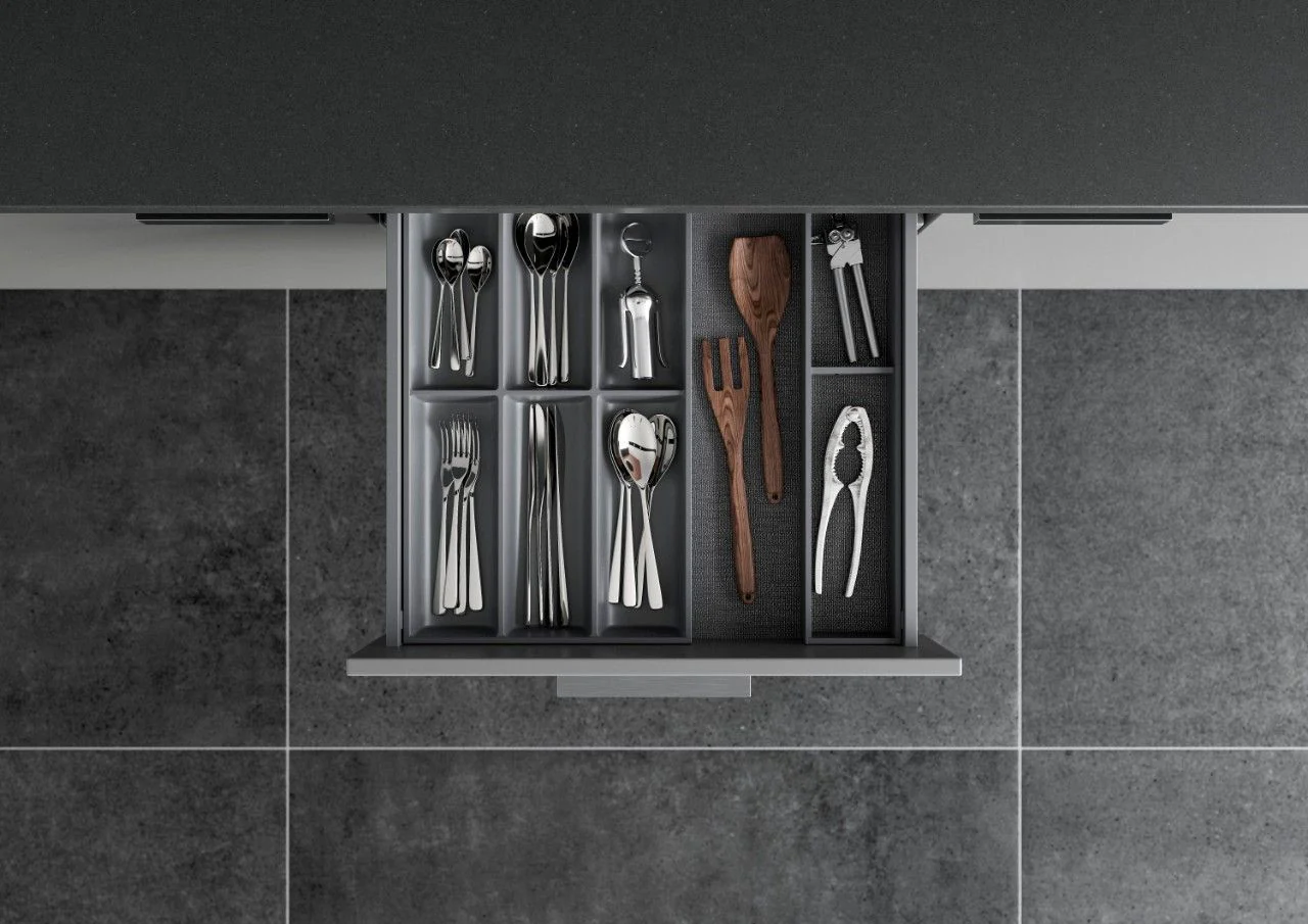 Blum AMBIA-LINE Cutlery Insert Kit - Orion Grey ALC.45.110P.OG - Image 3