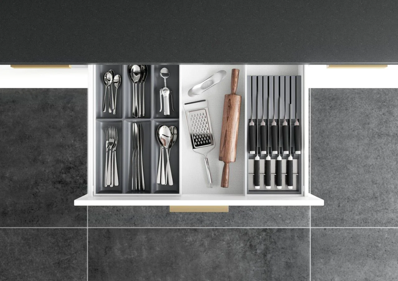 Blum AMBIA-LINE Cutlery Insert Kit - Silk White ALC.45.110P.W - Image 4