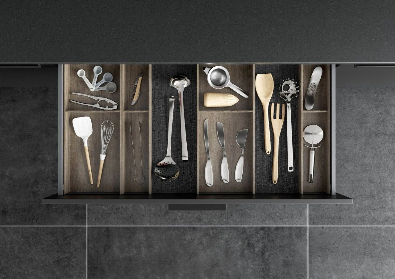 Blum AMBIA-LINE Utensil Insert Kit - Nebraska Oak ALU.45.110P.NO - Image 5