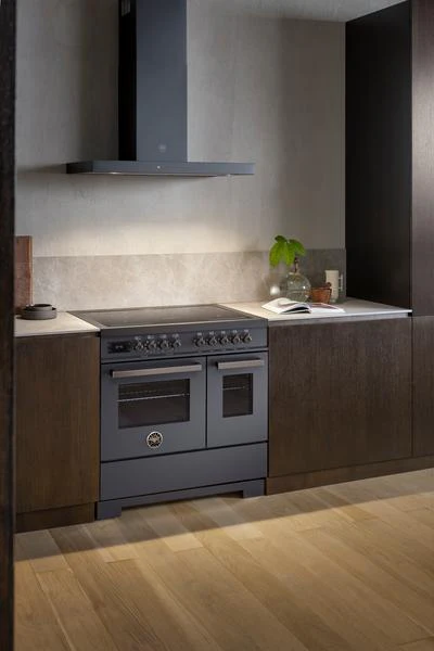 Bertazzoni 90 cm induction top electric double oven Professional Series-Carbonio (Carbon) - Image 2