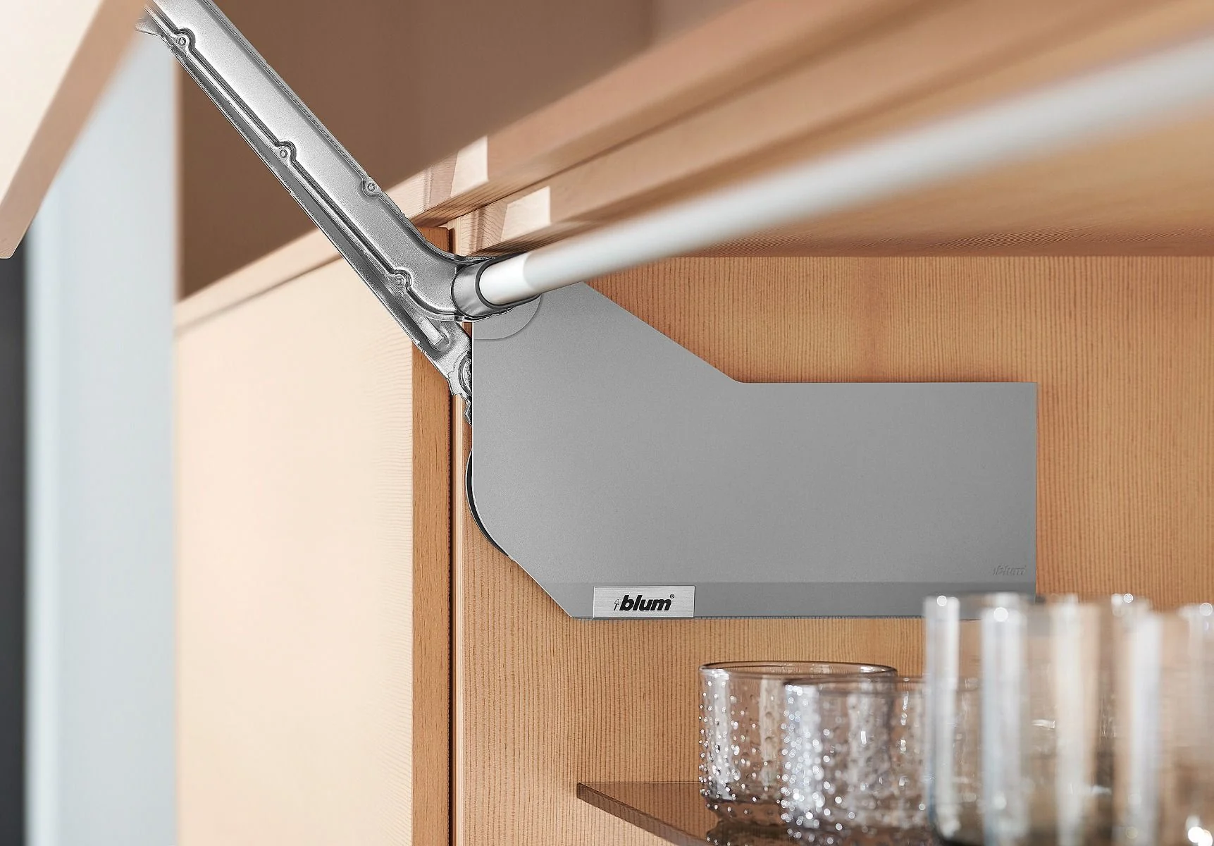 Blum AVENTOS HL Cover Cap Set- 20L8020-G - Image 2