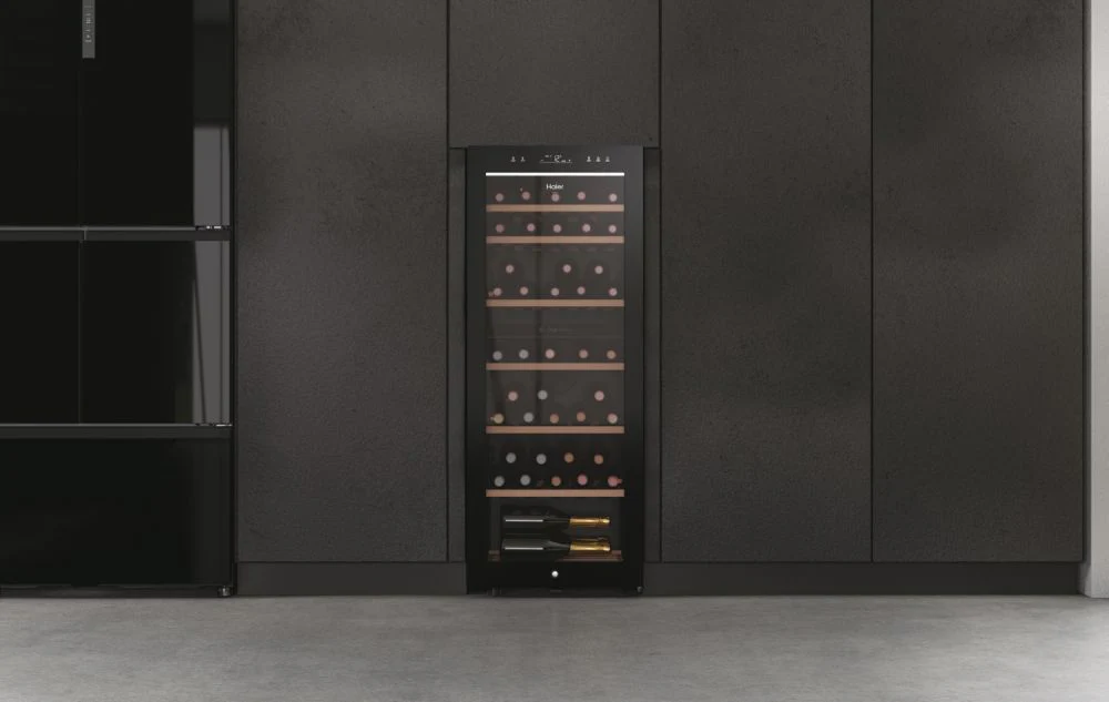 Haier HWS77GDAU1(UK) 50cm Freestanding 77 Bottle Wine Fridge - Image 4