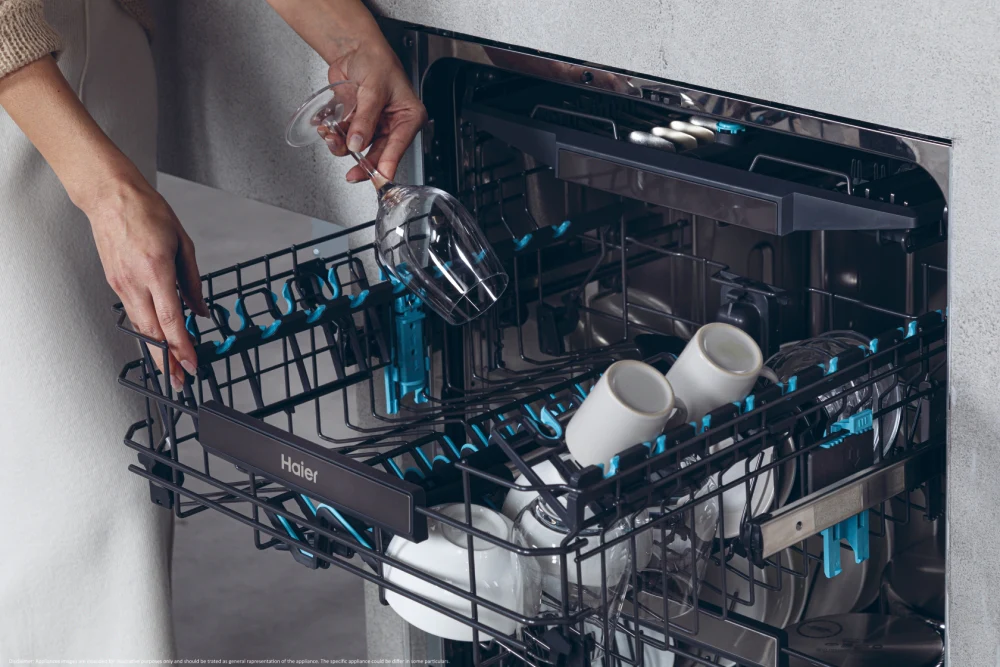 Haier XS 6A4M4PB-80 60cm Intergrated Dishwasher, 16 place settings I-PRO SHINE - Image 4