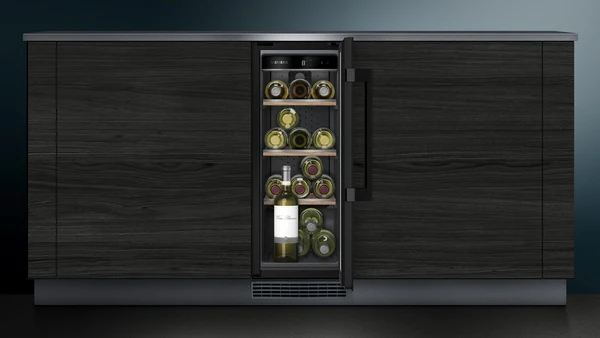 Siemens iQ500 Wine Cooler With Glass Door 82 x 30cm KU20WVHF0G - Image 4