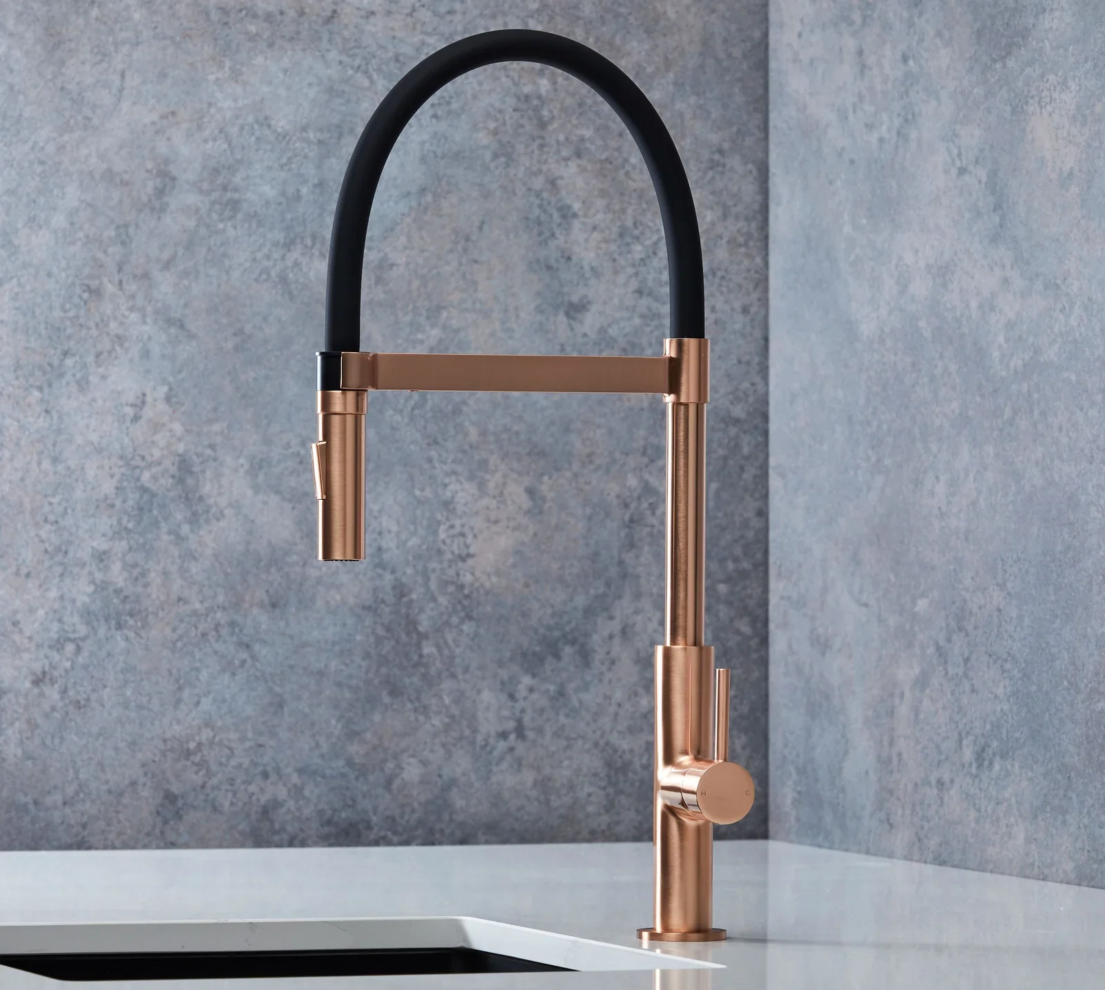 Malham Flexi Pull Down Single Lever Tap KTAP020 - Image 3