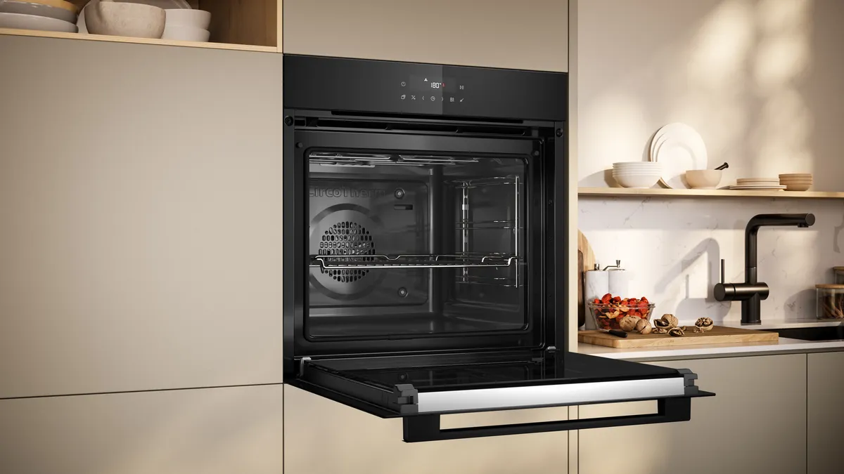 NEFF B2CCJ7AK0B N30 Built-in oven 60 x 60 cm Black - Image 4