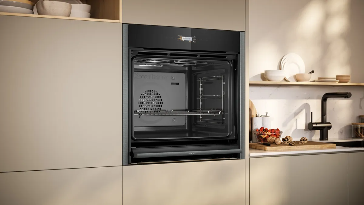 NEFF B54CR31G0B N70 Built-in oven 60 x 60 cm Graphite-Grey - Image 3