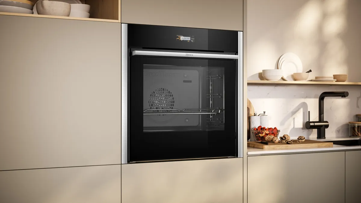 NEFF B54CR31N0B N70 Built-in oven 60 x 60 cm Stainless steel - Image 3