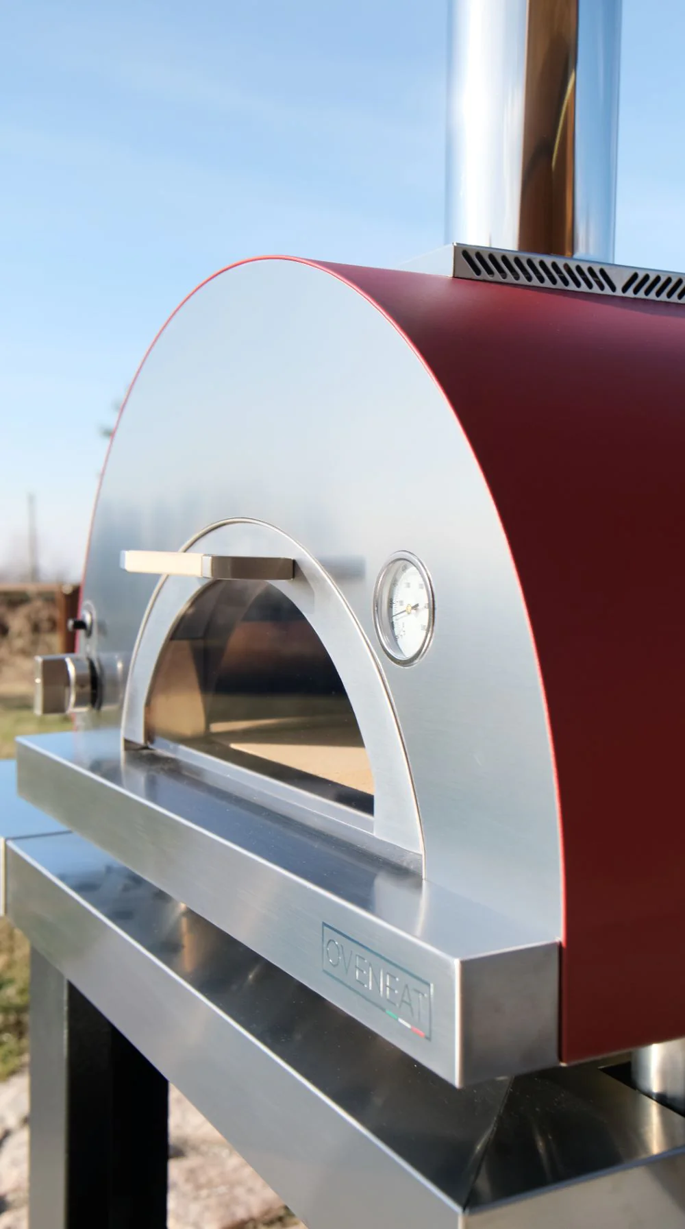 Oveneat GDD-5VR Red Gas pizza oven for upto five pizzas with drop-down glass door includes pizza peel - Image 5